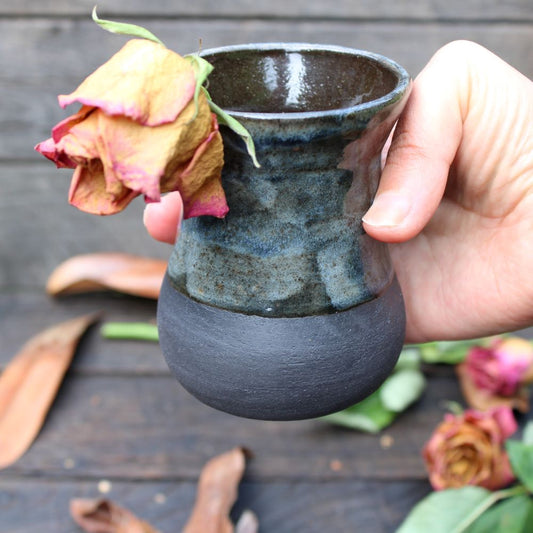 Black Crystal Vase